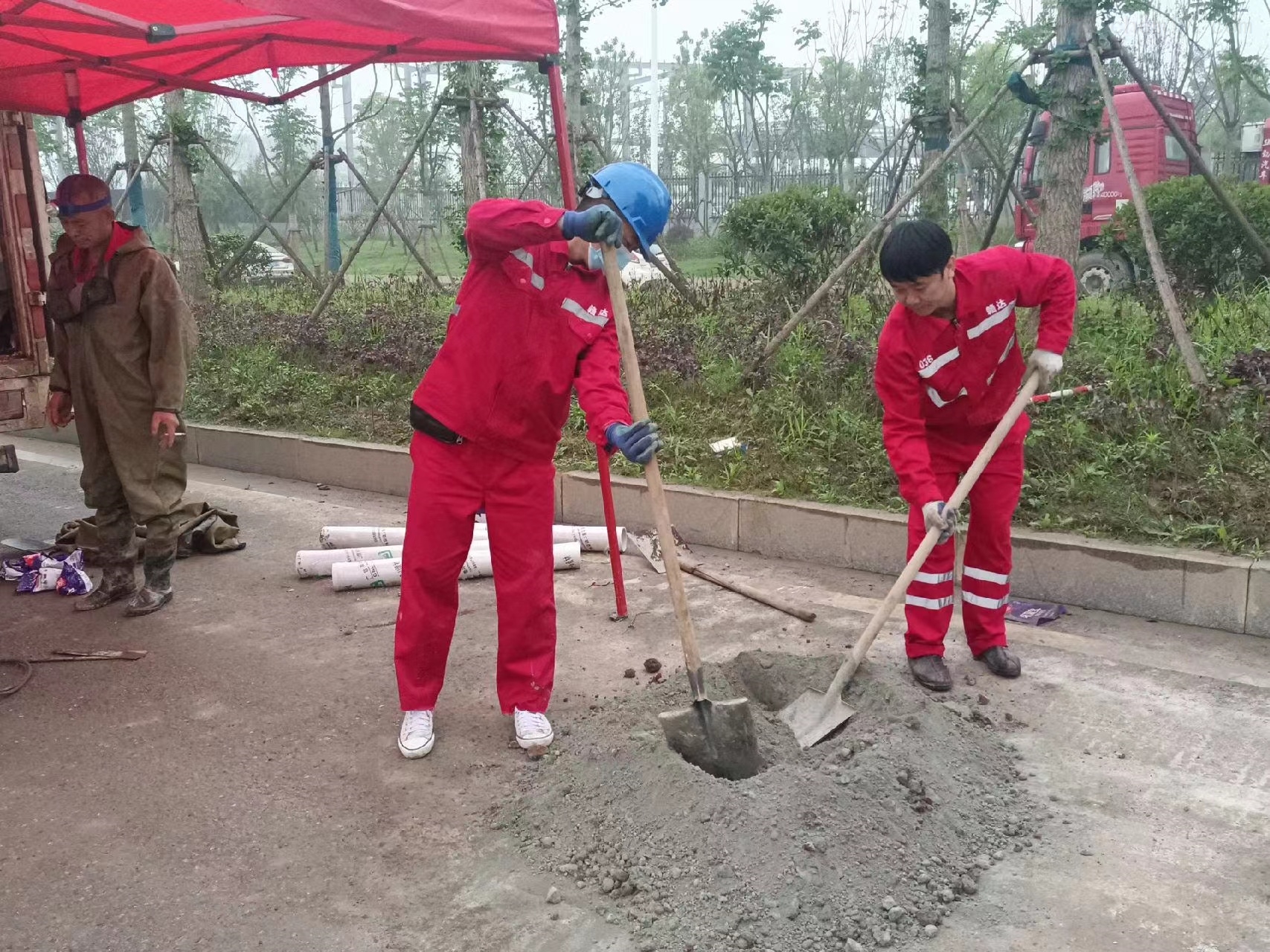 尉犁管道疏通哪家好】及时进行市政管道清淤