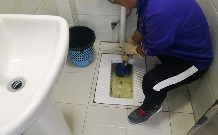 尉犁疏通蹲坑