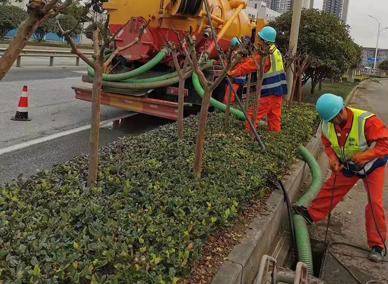 尉犁市政管道清淤